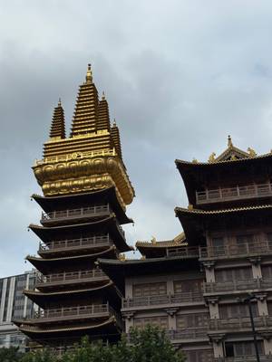Nanjing Road Shanghai – Shoppingstraße bei Nacht