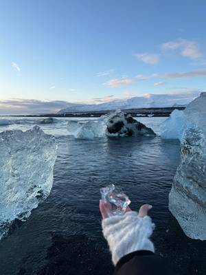 Gletschertour Island – Eishöhle