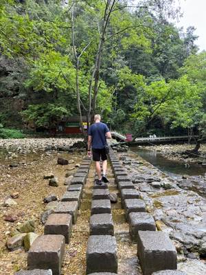 Zhangjiajie - Wanderung Golden Whip Stream